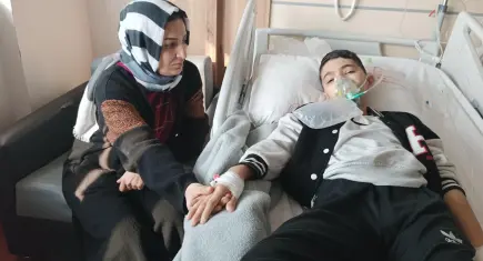 13 yaşındaki Muhammed, 52 gündür aralıksız öksürüyor