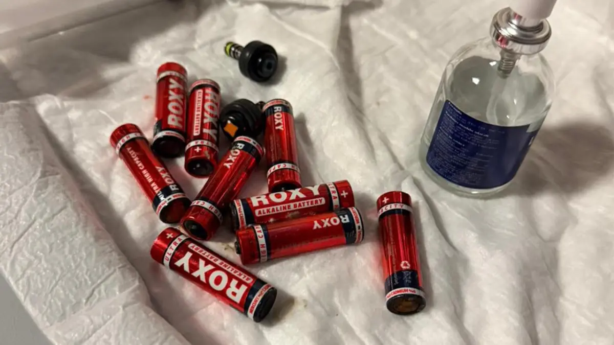 Cezaevindeki mahkum intihar etmek için 9 pil, 3 jilet yuttu haberinin görseli