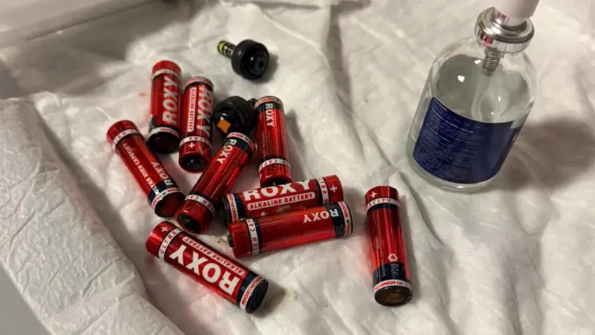 Cezaevindeki mahkum intihar etmek için 9 pil, 3 jilet yuttu haberinin görseli