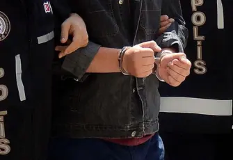 Futbolda bahis operasyonu: İzmir kulüplerinden 2 futbolcuya daha gözaltı