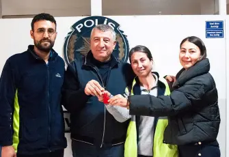 Güzelbahçe'de dürüstlüğüyle takdir toplayan belediye personeli