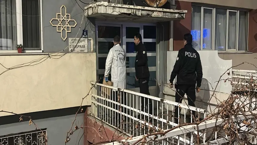 Sivas'ta kanlı kavga: Tartıştığı ağabeyini kalbinden bıçakladı