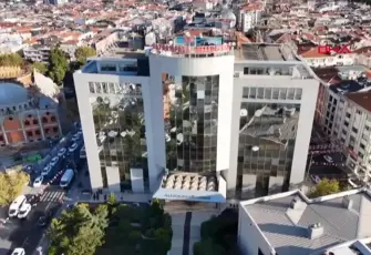 Bayrampaşa Belediyesi’ne operasyon: İBB İtfaiye Daire Başkanı Remzi Albayrak dahil 4 kişiye gözaltı