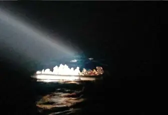  Ege Denizi'nde can pazarı: Sürüklenen bottaki 38 göçmen kurtarıldı