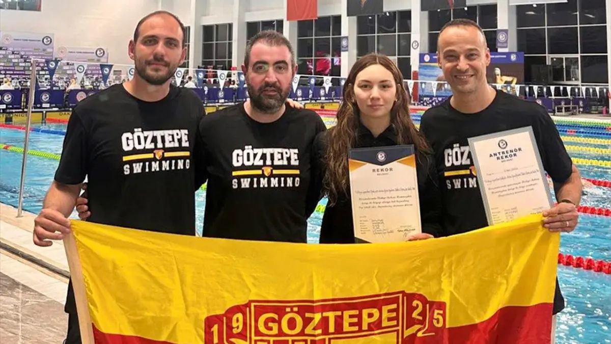 Göztepe'li Derin Akar, 11 yıllık Türkiye rekorunu kırarak tarihe geçti haberinin görseli