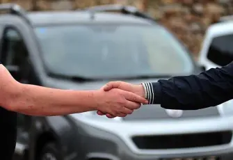 İkinci el araç satışına getirilen kısıtlamalar 2026’ya kadar sürecek