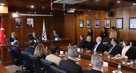 İzmir’in geleceği için tarihi imza: 25 yıllık bekleyiş afet master planı ile son buluyor