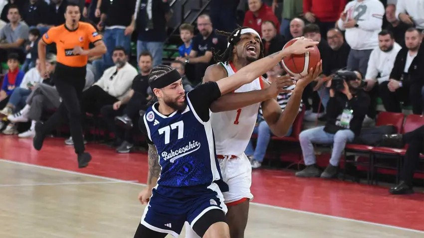 Karşıyaka potada Sarıca ile karşı karşıya