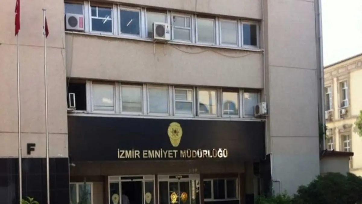 Sosyal medyada skandal: 'Tetikçi' ilanı veren 17 yaşındaki genç yakalandı! haberinin görseli