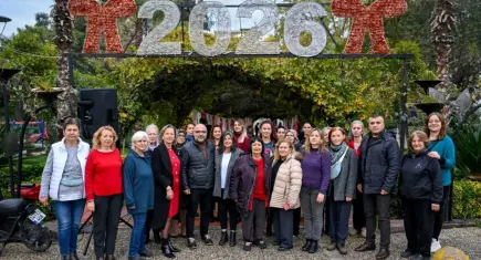 Bornova’da yeni yılın hediyesi kadın emeği oldu