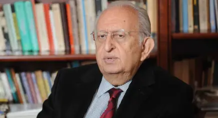 Hüsamettin Cindoruk hastaneye kaldırıldı