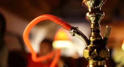 Nargile içerken fenalaşan 6 kişi hastaneye kaldırıldı