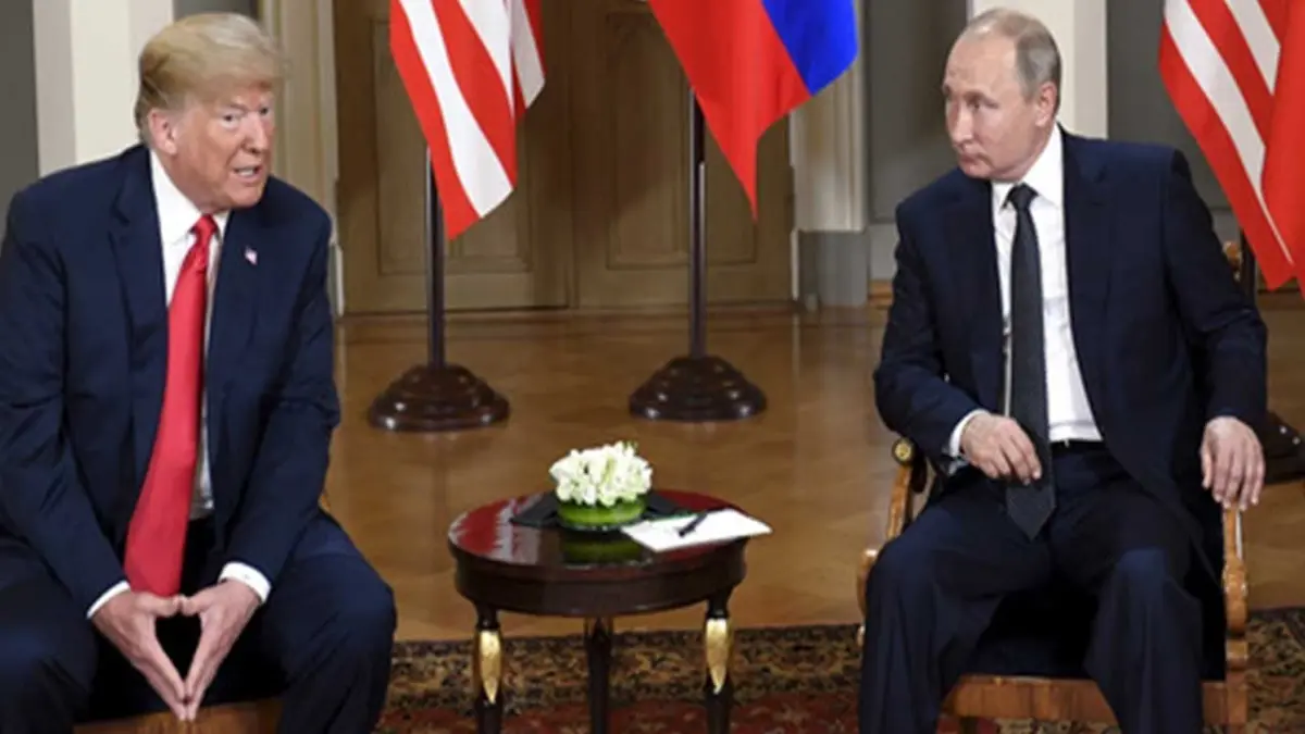 Trump, Putin ile telefonda görüştü haberinin görseli