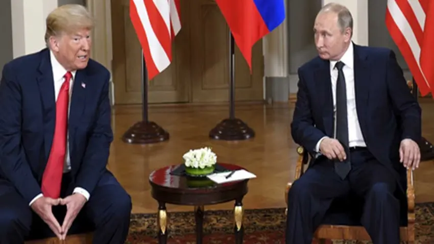 Trump, Putin ile telefonda görüştü haberinin görseli