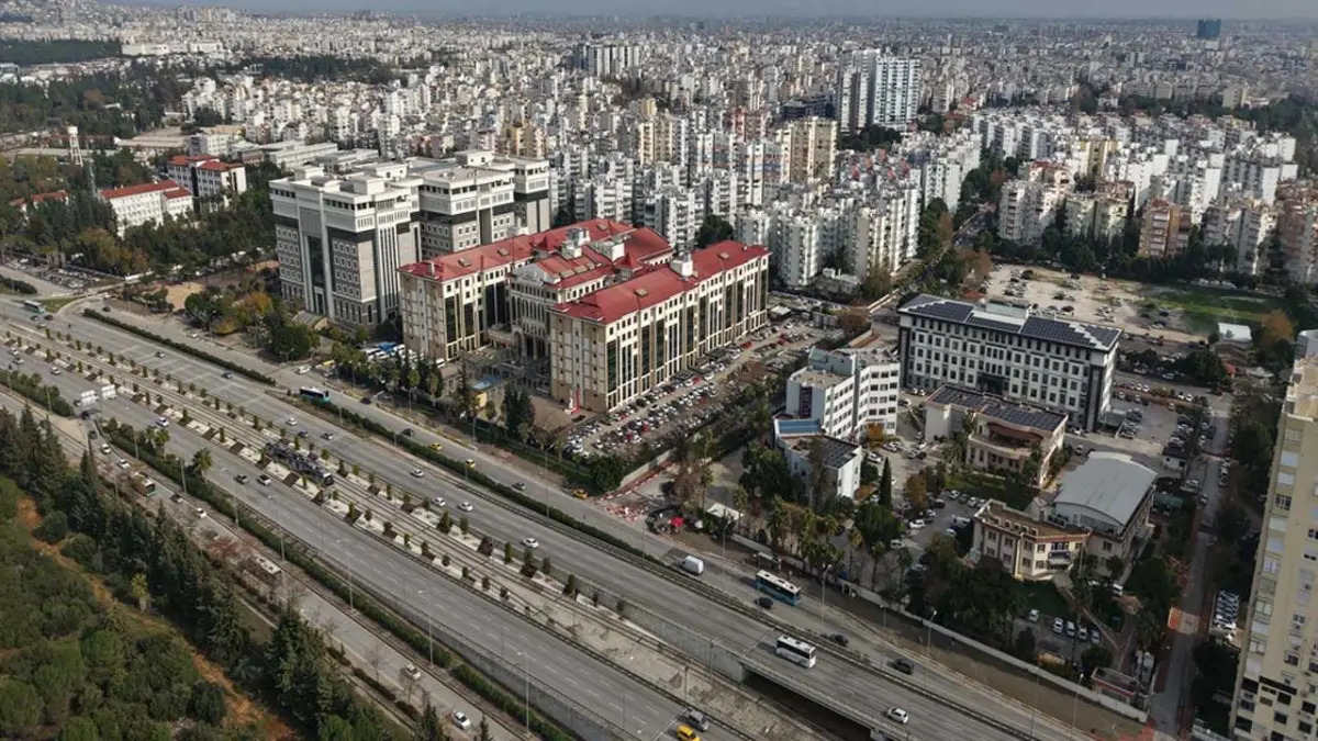  "Milyar Dolarlık" davada hakimlere HSK şikayeti ve tazminat davası! haberinin görseli