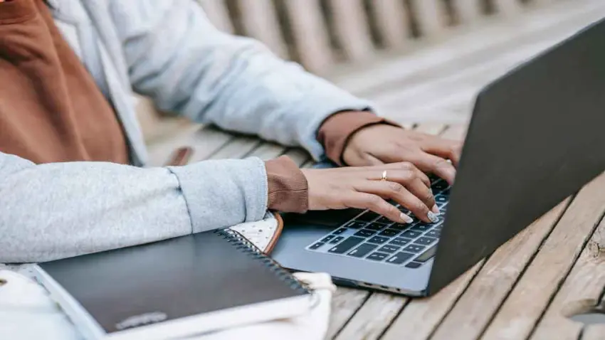 2025’i özetliyor: Bu yılın kelimesi ‘dijital vicdan’ oldu haberinin görseli