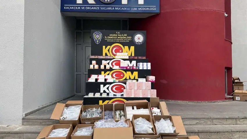 Adana'da ruhsatsız muayenehanelere baskın:Binlerce kaçak ilaç ele geçirildi haberinin görseli