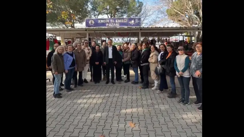 Dikili Belediyesi’nden yeni yıl kutlaması ve el emeği sergisi