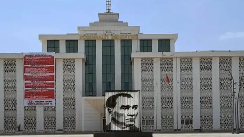 Döşemealtı Belediyesi’ne ‘konteyner ihalesi’ operasyonu: 4 tutuklama