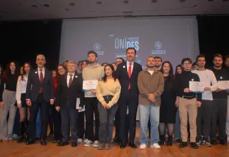 EÜ’de ÜNİDES sertifika programı gerçekleşti