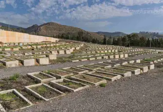 İzmir’e yeni mezarlık alanları kazandırılacak