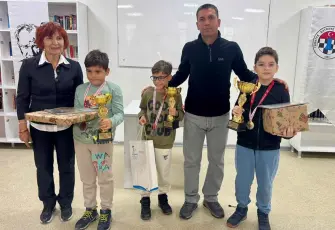 Seferihisar Yeni Yıl Satranç Turnuvası sona erdi