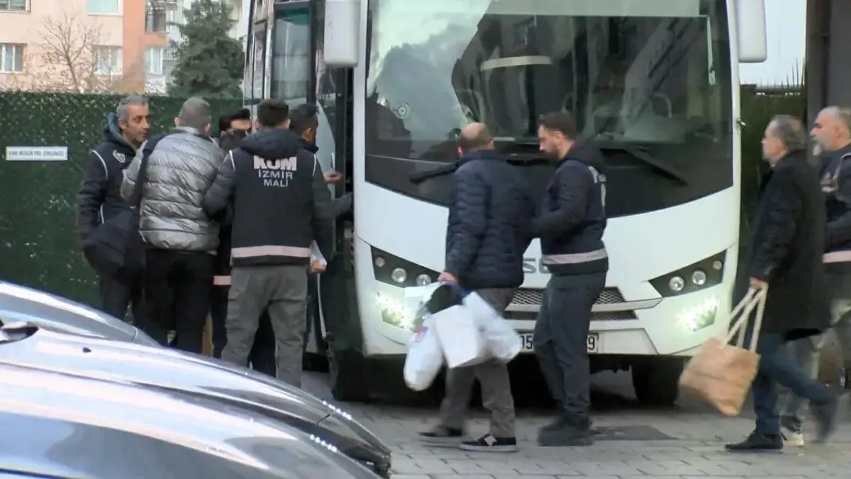 Aslanoğlu yeniden cezaevinde, Soyer ve Kaya bir dosyadan daha tutuklandı haberinin görseli