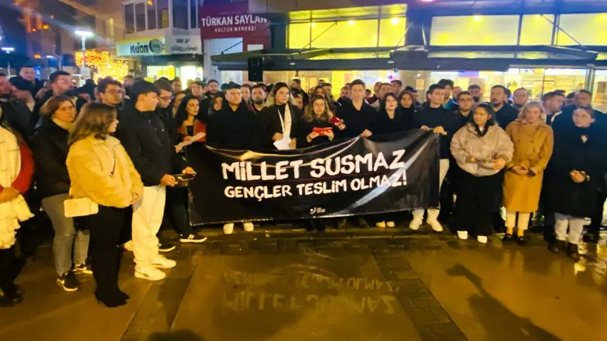 CHP'li gençler İzmir’den Bilge Kağan Şarbat için seslendi