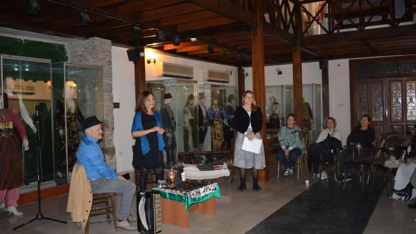 Ege Üniversitesi'nde 'Büyüklere Masallar' etkinliği haberinin görseli