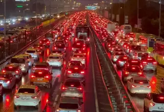İstanbul'da yılbaşı mesaisi: Çok sayıda yol ve tramvay hattı kapanıyor!