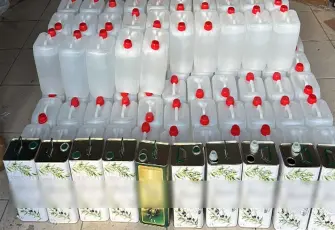 İstanbul'da yılbaşı öncesi kaçak içki operasyonu:3 bin litre kaçak alkol ele geçirildi!