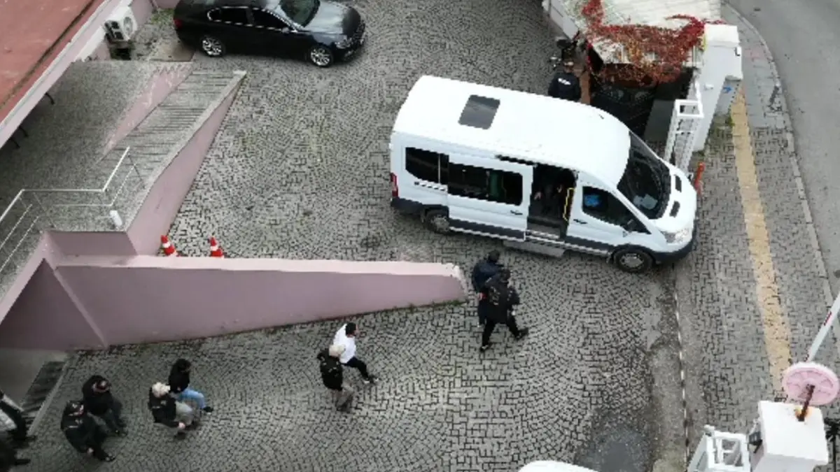 İzmir haber: DEAŞ’a eş zamanlı operasyon haberinin görseli