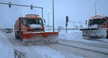 Karla mücadelenin "Gizli Kahramanları": Doğu Anadolu’da 7/24 beyaz mesai!