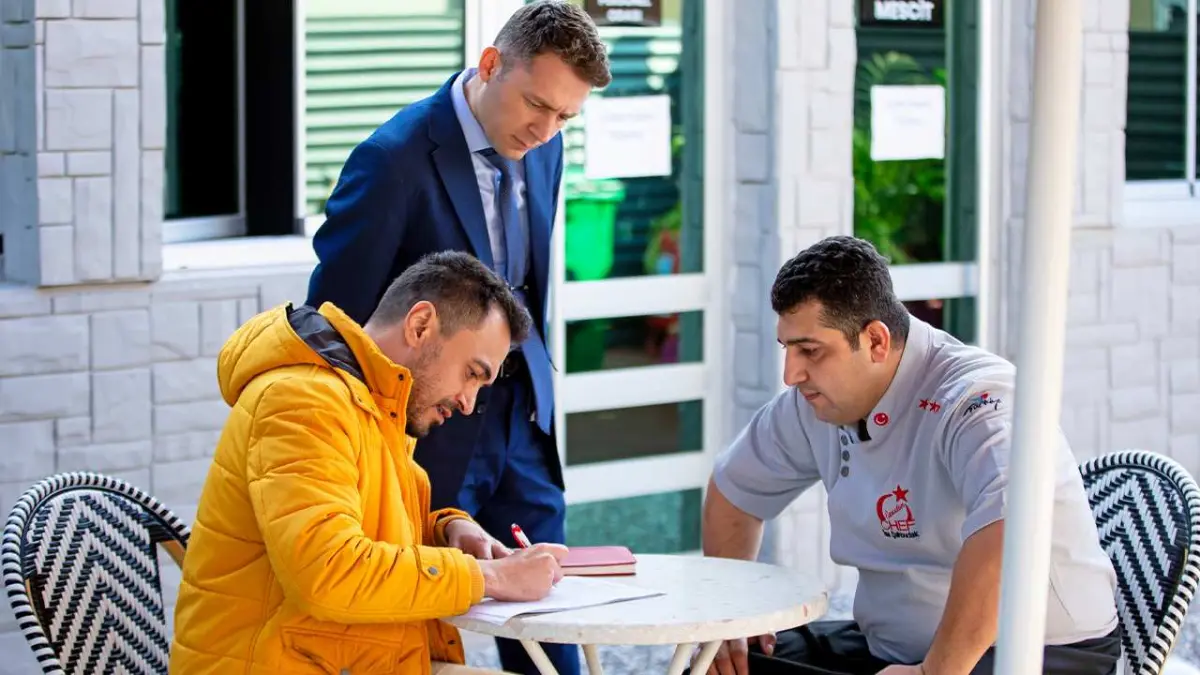 Narlıdere’de işletmeler geri dönüşüm için uyarıldı haberinin görseli