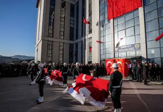 Yalova şehitlerini uğurluyor