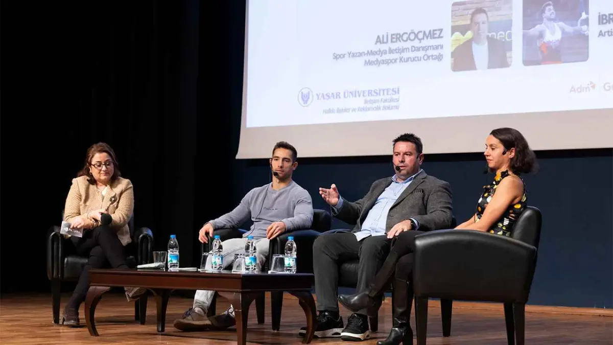 Yaşar Üniversitesi'nde sporda başarı ve iletişim stratejileri konuşuldu haberinin görseli