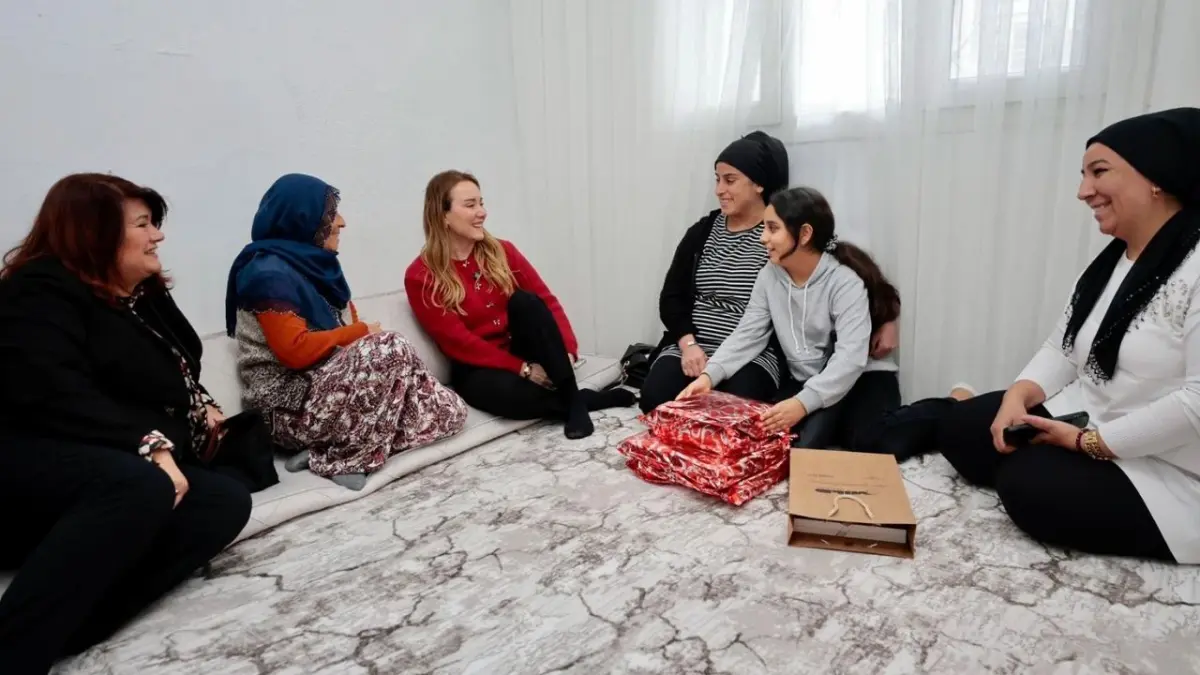 Başkan Mutlu, komşularını ziyaret etti haberinin görseli