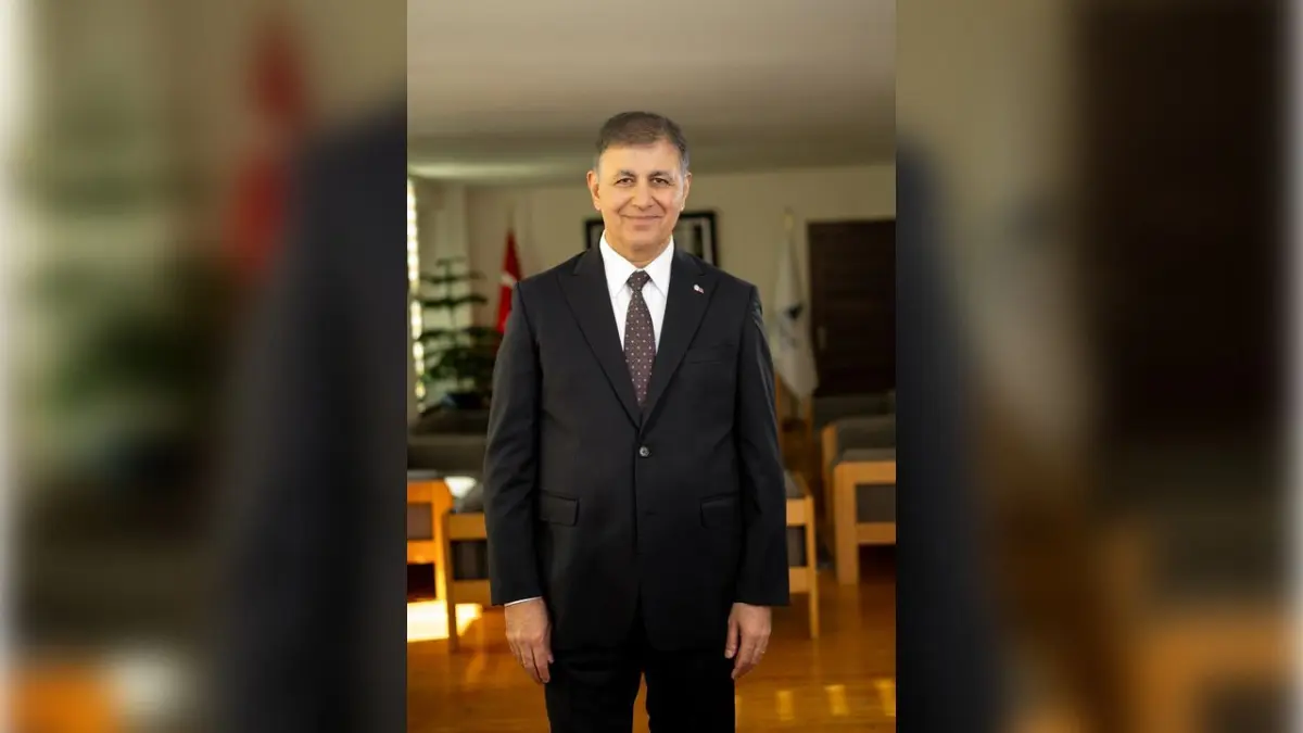 Başkan Tugay'dan yeni yıl mesajı haberinin görseli