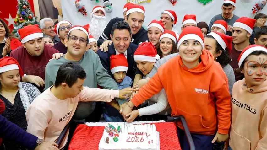 Bayraklı’da özel sporcular yeni yıla mutlulukla girdi