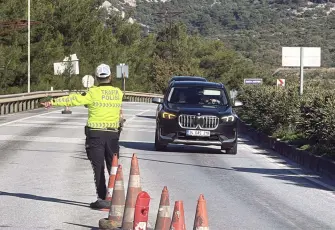 Bodrum’a 10 bin araç girişi: Yılbaşı denetimleri sıkılaştırıldı