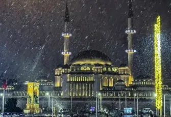 İstanbul'da kar yağışı başladı