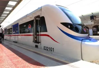 İzmir haber: İZBAN'da meydana gelen kazada 1 kişi hayatını kaybetti