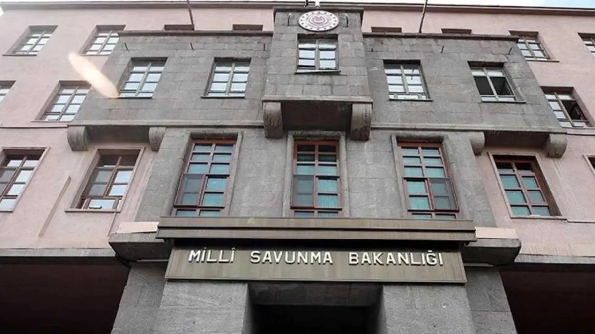 MSB’den Suriye mesajı: Birlik ve bütünlük için atılacak adımlara Türkiye destek verecek haberinin görseli