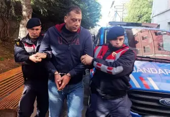 Otizmli öğrenciyi merdivenden ittiği iddia edilen okul müdürü tahliye edildi