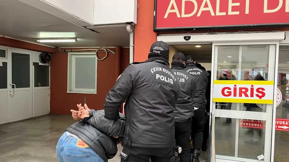 DEAŞ ve El Kaide operasyonu: 30 şüpheli hakim karşısında haberinin görseli