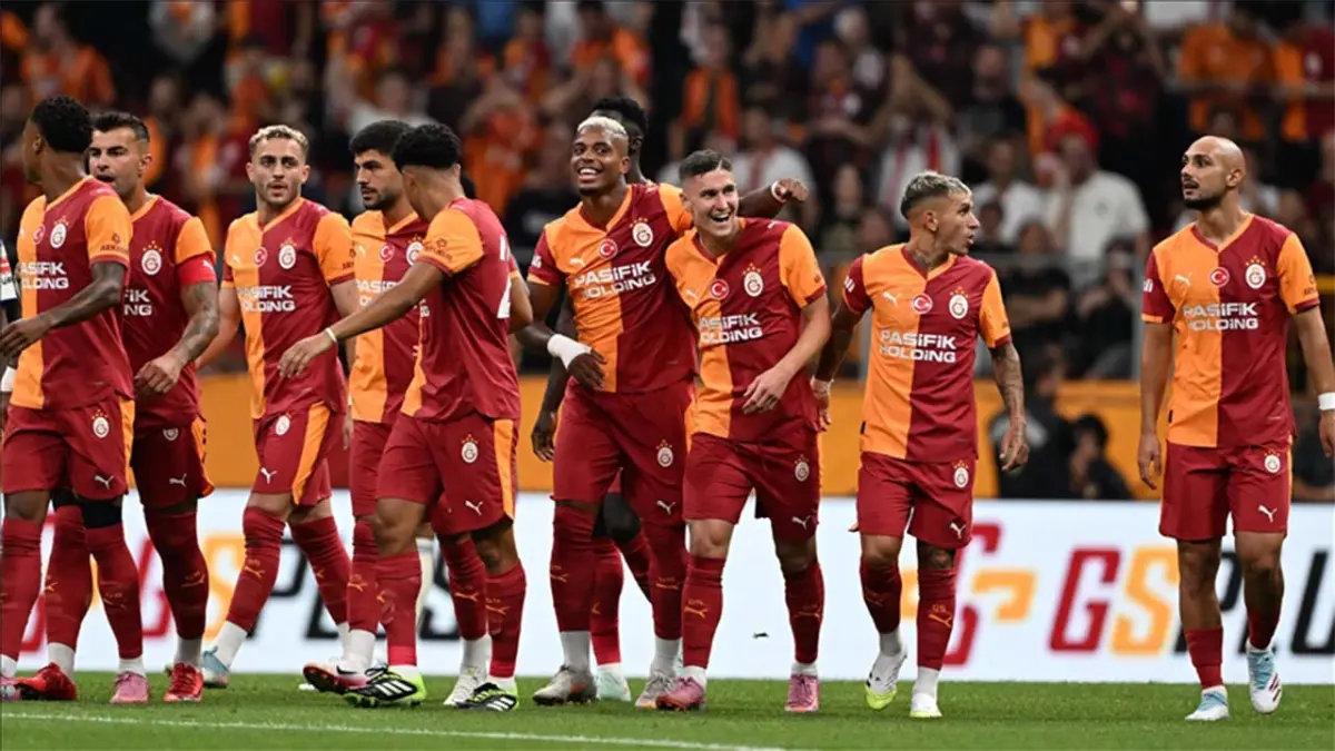 Galatasaray’da savunma sıkıntısı bitti: Eksikler dönüyor! haberinin görseli