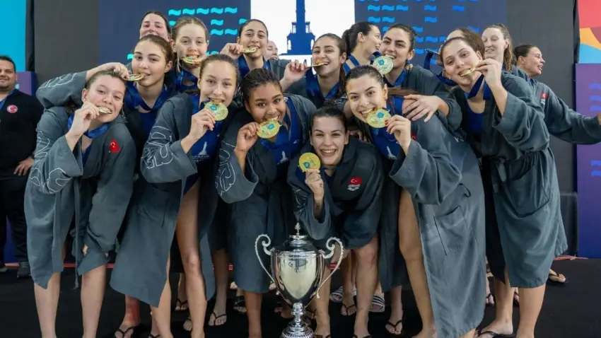 İzmirli sporcular 2025’te madalyaları topladı