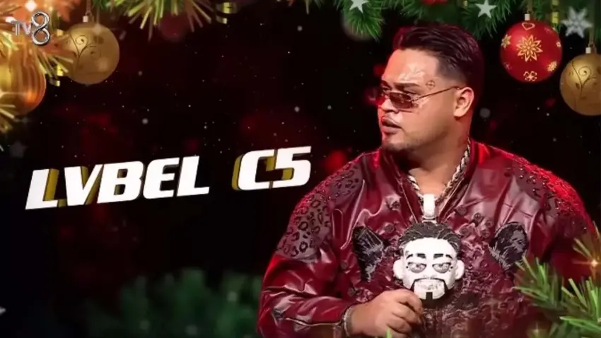 O Ses Türkiye Yılbaşı gecesinde Gupse Özay’ın Lvbel C5 şaşkınlığı! Bakışları sosyal medyayı salladı haberinin görseli