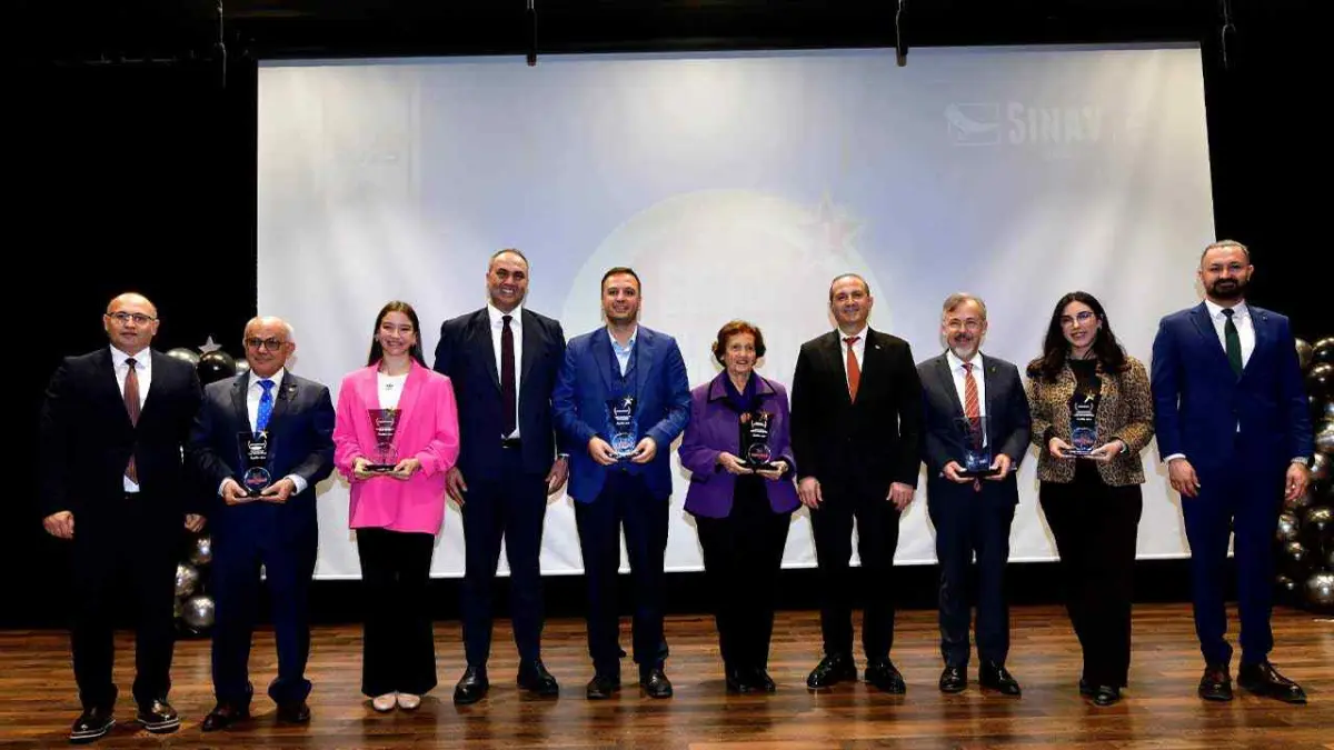 Bornova’ya “En Öğrenci Dostu Belediye” ödülü haberinin görseli