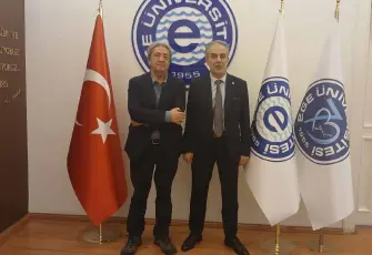 EÜ, eğitimde yapay zekâyı müfredata taşıyor